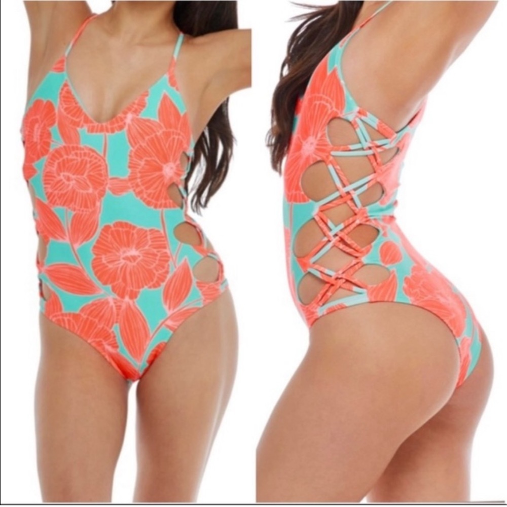 Body Glove Crissy Tikahau NWT One-Piece Swimsuit Women’s Large